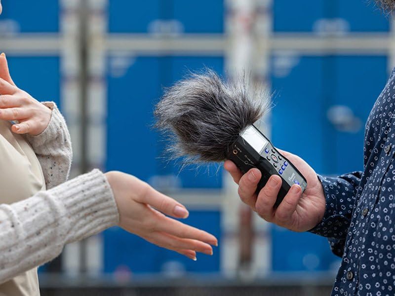 Zoom H4 Essential Handheld Recorder for Musicians, Podcasters & Filmmakers