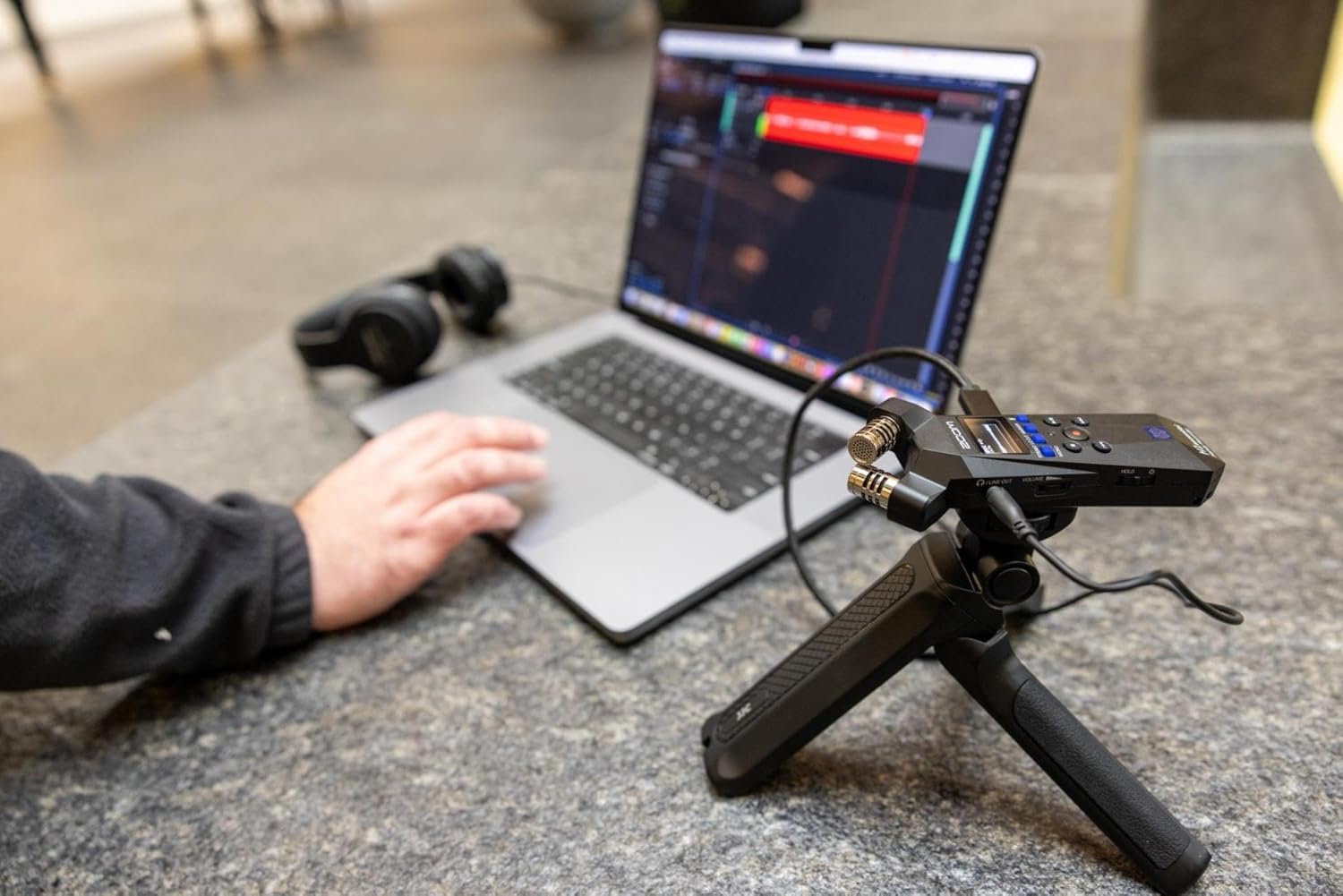Zoom H1essential Portable Recorder