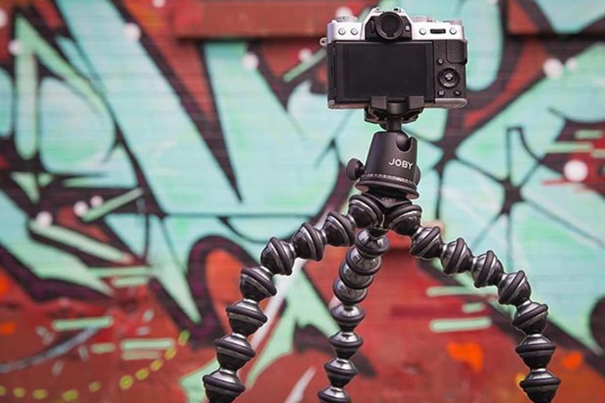 JOBY GorillaPod 5K Stand. Premium Flexible Tripod 5K Stand for Pro-Grade DSLR Cameras or devices up to 5K (11lbs). Black/Charcoal.