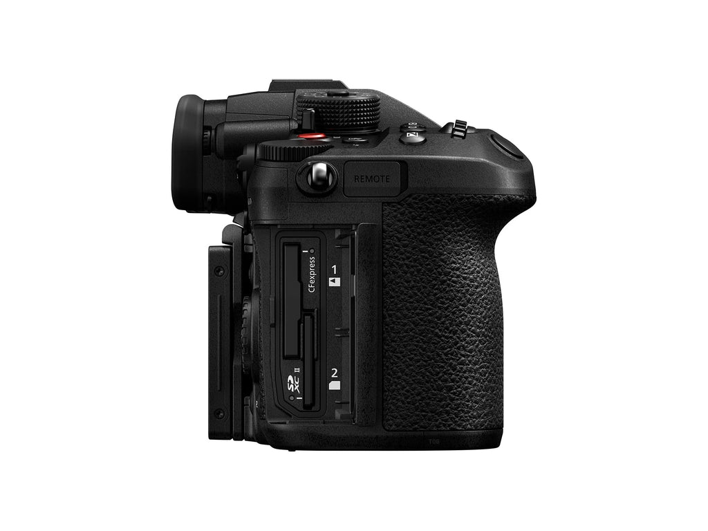 Panasonic LUMIX GH7 Mirrorless Micro Four Thirds Camera with Enhanced Video Speed and Quality, Optimized Workflows from Shooting to Post-Production, Adobe Cloud Compatible & Real-Time LUT, DC-GH7BODY9